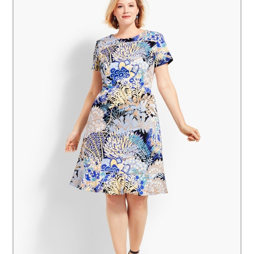 Talbots Blue Botanical Floral Print  Dress Size 14 Cotton Blend Fit N Flare